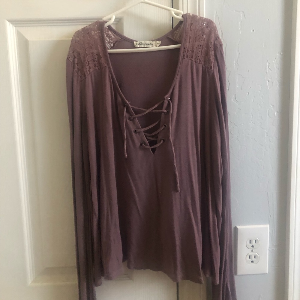 Women’s long sleeve T-shirt